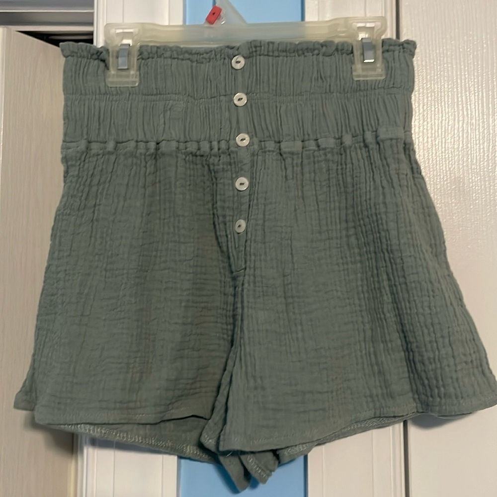 Green summer shorts from Amazon size Small